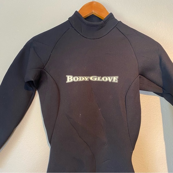 Body Glove Women’s Black Full Wetsuit 3/2 mm. Size 7 - Picture 3 of 16